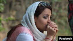 هیلا صدیقی، شاعر ایرانی