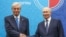 Президенти Казахстану Касим-Жомарт Токаєв і Росії Володимир Путін під час зустрічі в Омську, 25 липня 2026 року