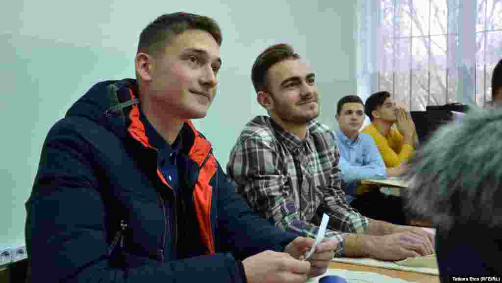 La Liceul &quot;Alexandru cel Bun&quot; din Bender