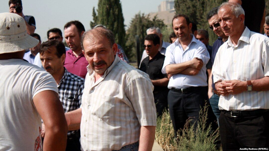 Azerbaijan – Journalist Rauf Mirkadirov participates in the funeral of his father – Baku, 24May2014