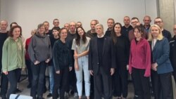 Вызваленыя 16 верасьня палітвязьні, якіх выправадзілі ў Літву. Ілюстрацыйнае фота