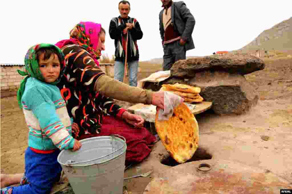 Кавказ тауларындагы борынгы Хыналык авылы #13