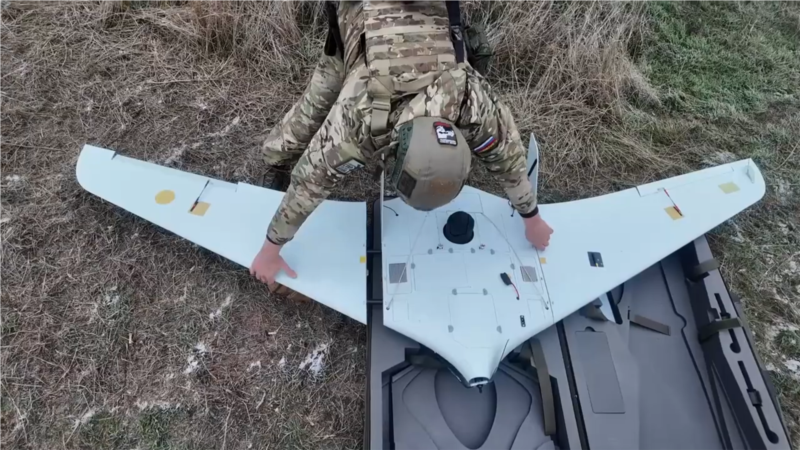 «Вчать, що Росія – це насамперед її армія»: ГУР про стратегію російських окупантів у Криму