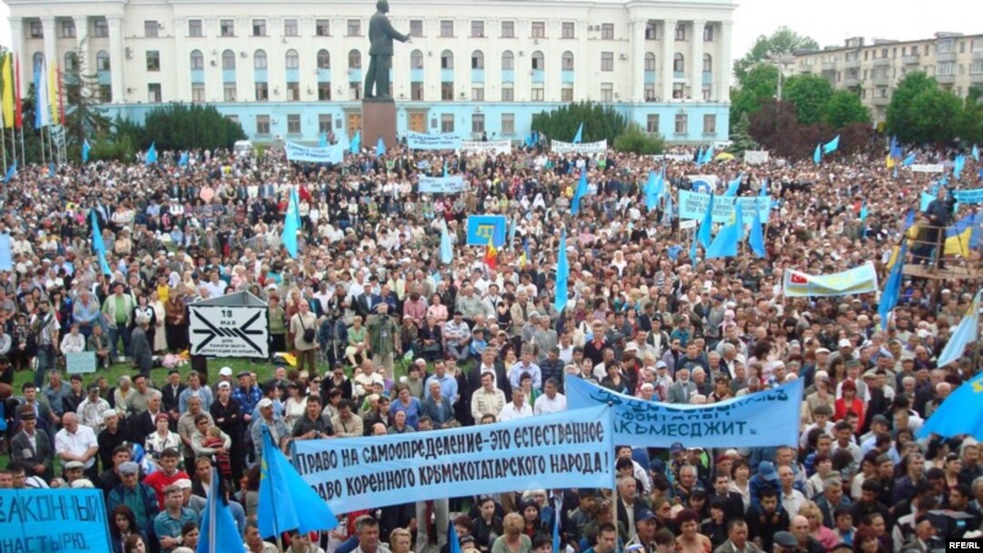 Crimea's Tatars mark Deportation Day in Simferapol.