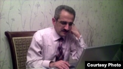 Hilal Mamamdov, editor in chief of "Tolisi Sado" newspaper, in a 2012 photo