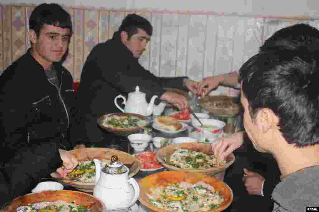 Таоми айёми зимистон #48