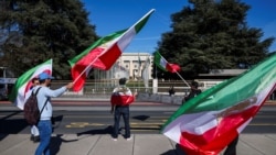 تجمع گروهی از مخالفان جمهوری اسلامی در ژنو سوئیس، محل مذاکرات ایران و آمریکا