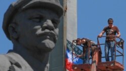 Ильичу без флага ДНР было тоскливо