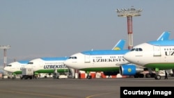 Самолеты авиакомпании Uzbekistan airlines.