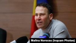 Procurorii Direcției Naționale Anticorupție au făcut joi percheziții care îl vizează pe primarul Sectorului 3, Robert Negoiță (foto).