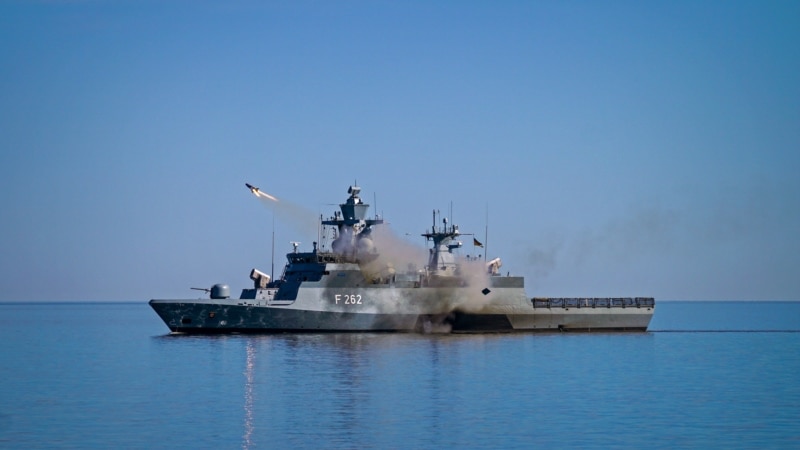 Un român și un grec, arestați pentru sabotarea unor nave militare germane