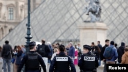 سرقت از موزیم فرانسه