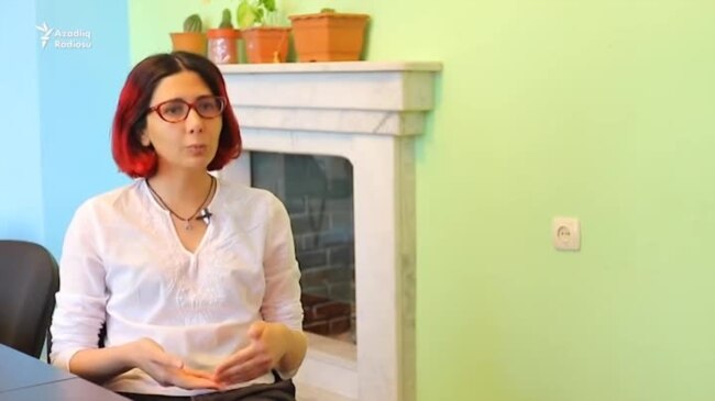 Feminist fəal: 'Azərbaycanda hər şeyi söküb təzədən yığmaq istəyirik'