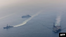 Киштиҳои амрикоӣ дар обҳои Халиҷи Форс.