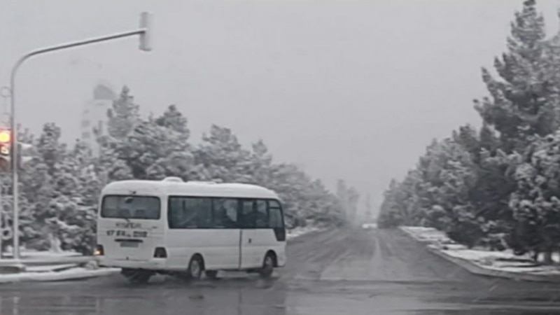 Türkmenistanda gar ýagdy, käbir sebitlerde tok we gaz üpjünçiligi kesildi, ýol hadysalary köp boldy