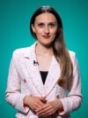 Cristina Popusoi explaining Eurovision 2025 