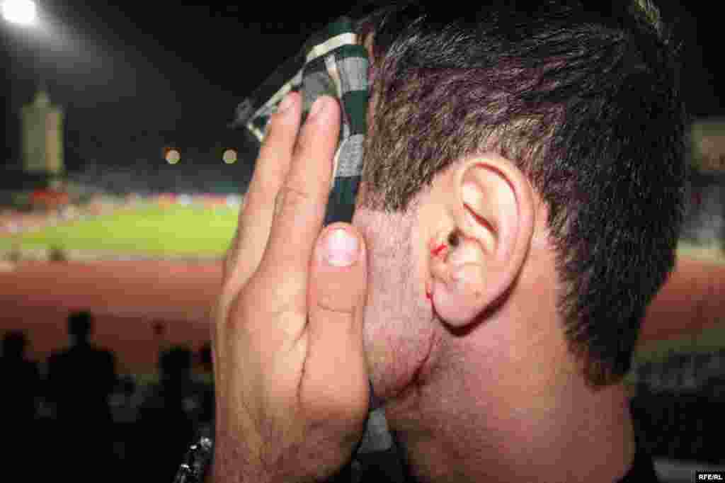 Tribunada savaş, meydanda barış... #26