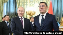 Владимир Путин и Садыр Жапаров 