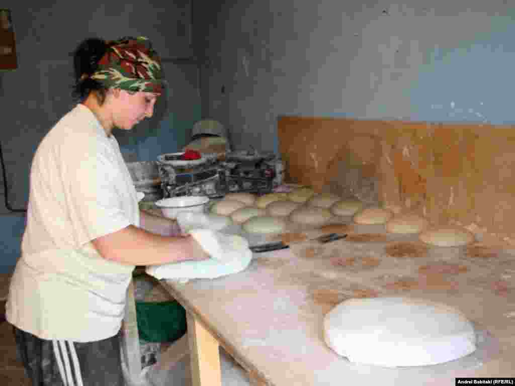 Вымес теста для хлеба