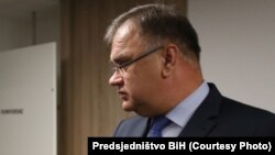 Ja sam odlučio da hoću da imam počasnu jednicu i njihova obaveza je bila da ispune moje naređenje: Mladen Ivanić