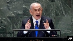 Premierul israelian, Benjamin Netanyahu, se adresează Adunării Generale ONU la 27 septembrie, la New York. Mai multe delegații din țări predominant musulmane au ieșit din sală când a început să vorbească.