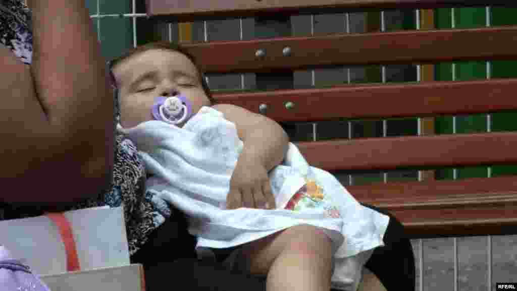 Paraisapolis Community Program #10