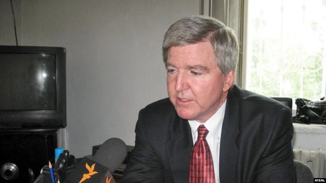 Kazakhstan - Kyle Scott, the deputy chief of the U.S. Mission to the OSCE, at RFE/RL's Kazakh Service Bureau in Almaty