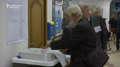 Moscow Residents Vote In Parliamentary Elections