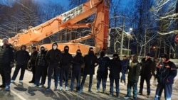 Охранники, нанятые для сноса здания ВНИИБа