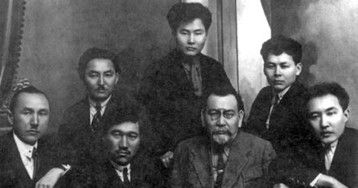 Жүктіліктің 12 аптасындағы жыныстық позициялар