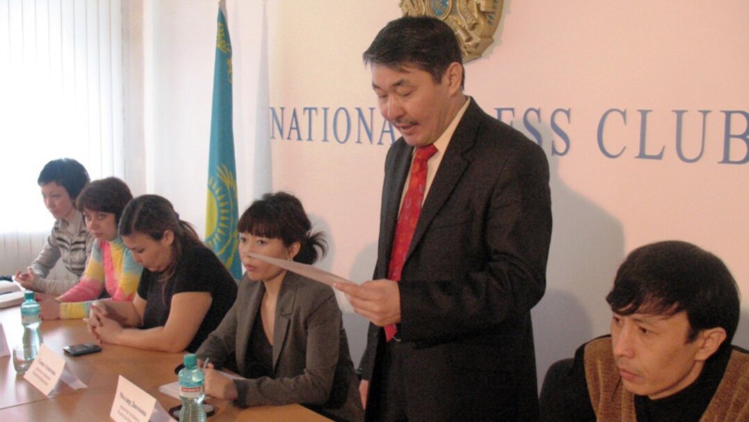 Шошқасы бар қыздармен порно