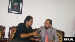 د لوړو زده کړو د وزارت ویاند پوهنمل عظیم نور بخش د ازادۍ راډیو د خبریال پوښتنې ځوابوي.