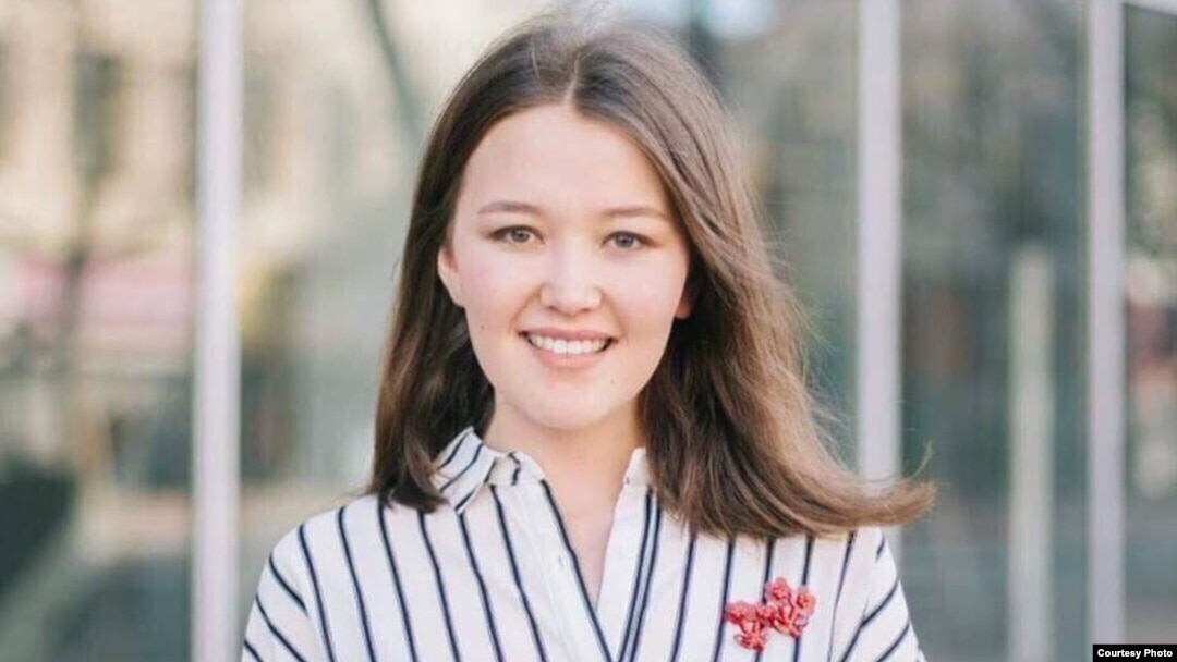 Менің әйелімдегі бөксенің фотосы