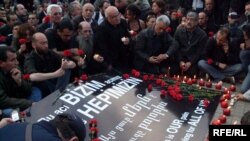 Turkey -- Protest action in Istanbul's Taksim square to commemorate 1915 killings of Armenians in the Ottoman Empire.