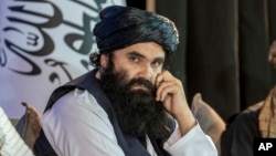  سراج‌الدین حقانی، سرپرست وزارت داخلهٔ حکومت طالبان 