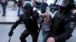 Пластик камня тяжелее