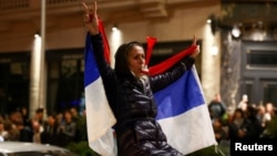 Slavlje na ulicama Beograda posle pobede Studentske liste