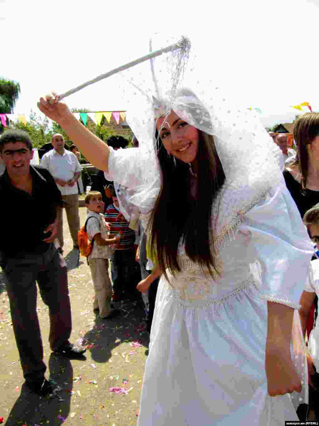 Լոռեցի փերին՝ կախարդական փայտիկով - Ֆոտոռեպորտաժը` Նանե Սահակյանի