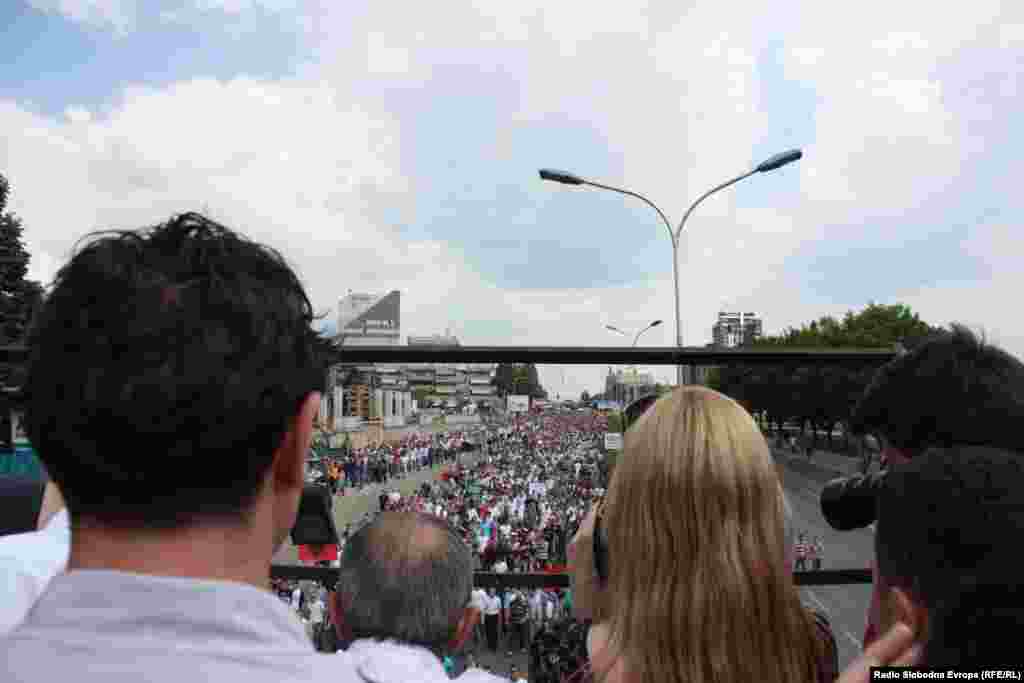 Протести на Албанците против полициската операција Монструм.