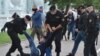 مقام‌های بلاروس بازداشت تنظیم کننده‌های اعتراض‌ها را سرعت بخشیده‌اند