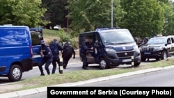 Илустративна фотографија - вежба на Специјалните полициски сили на Србија пред Специјалниот суд за воени злосторства и организиран криминал во Белград. 29 јули 2021 година.