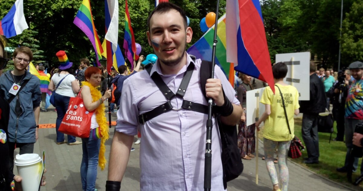 Апай ретро көркем фильмдерде жиенімен жыныстық қатынасқа түседі Азиялық лесбиянкалар туралы порно видеоларды қараңыз