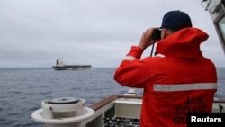 Раніше цього місяця в Пентагоні заявили, що Сполучені Штати перехоплюватимуть усі судна «тіньового флоту», що транспортують венесуельську нафту