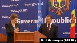 Premierul Vlad Filat și Helen Clark (PNUD)