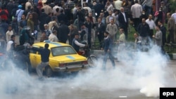 Riot police clashed with antigovernment protesters on November 4.