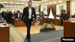 Armenia - Yerevan Mayor Hayk Marutian arrives for a session of the city council, May 8, 2019. 