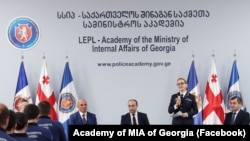 შინაგან საქმეთა სამინისტროს მაღალჩინოსნები პოლიციის აკადემიაში