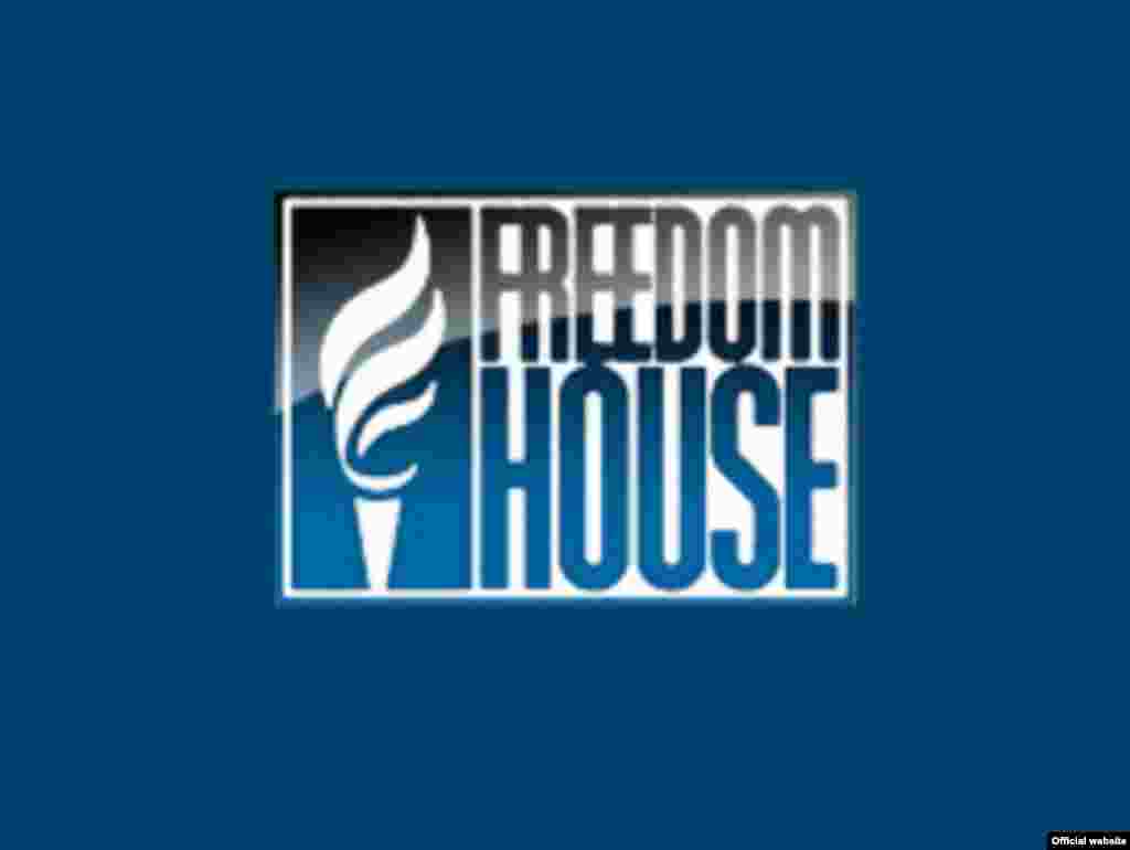 Гузориши нави Freedom house мегӯяд, Тоҷикистон торафт&nbsp;ба ҳамсояҳои худкомааш монанд мешавад.