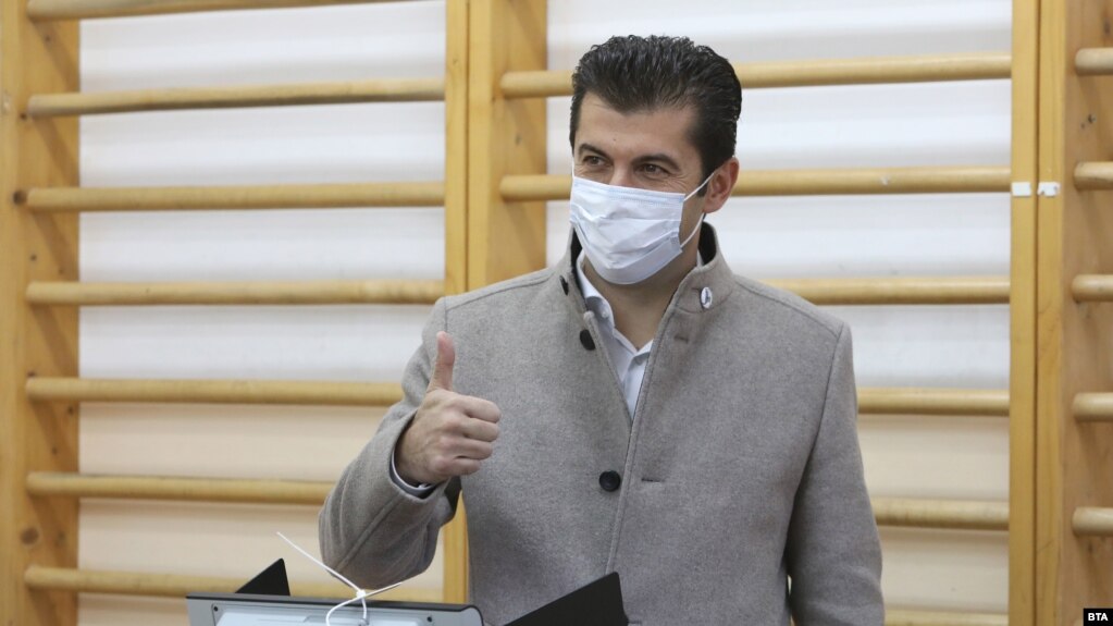 Кирил Петков