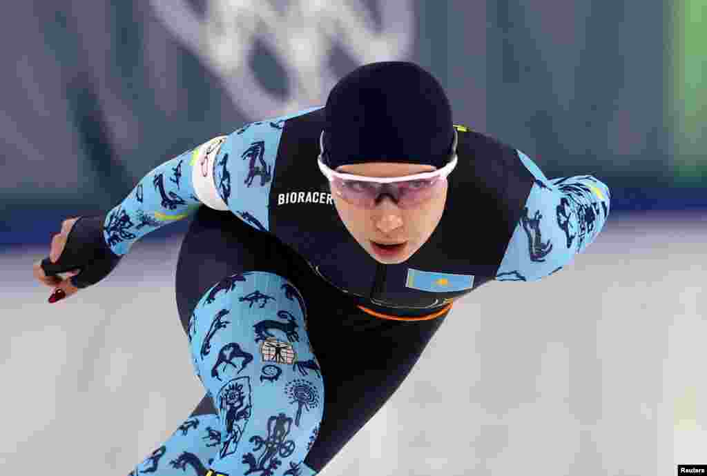 Конькобежный спорт, Надежда Морозова из Казахстана. Стадион для конькобежного спорта в Милане, Олимпийские игры, 7 февраля 2026 года. REUTERS/Yves Herman